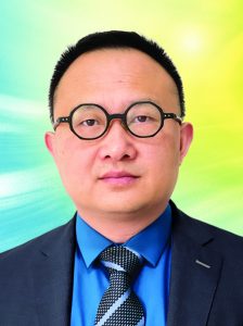 副主席 Vice-Chairman - 楊俊峰先生 Mr. Yang Jun Feng